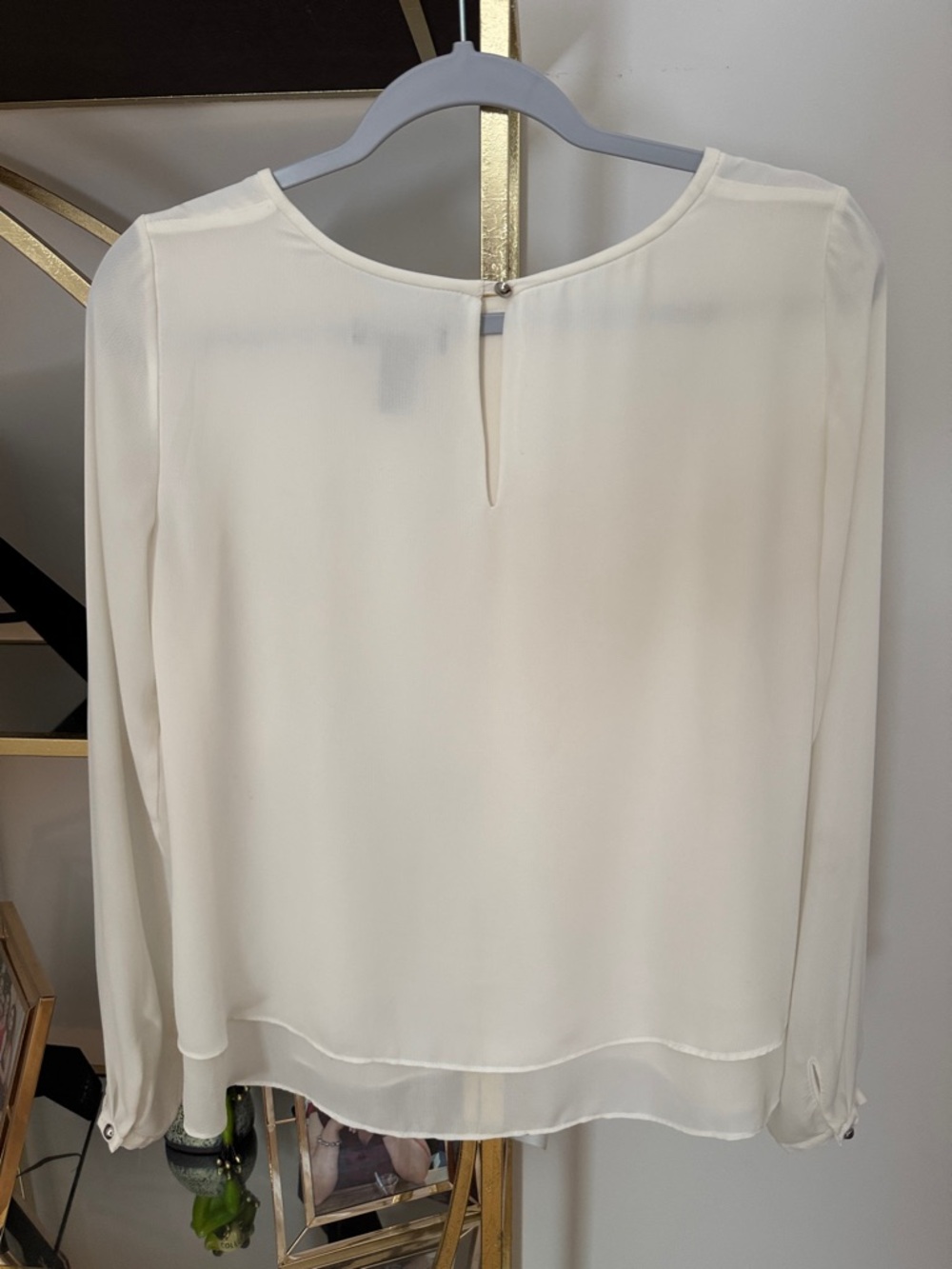 White House black market Monochrome Striped Blouse size 2- one xs - Picture 10 of 11